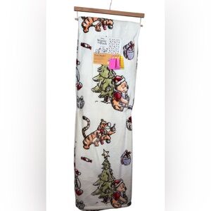 Winnie the Pooh Holiday Blanket - White